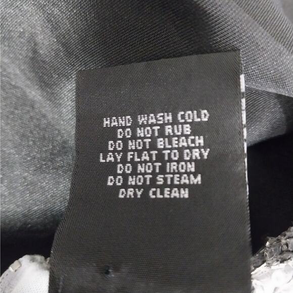 B. DARLIN! LUXE BLACK SATIN & SILVER SEQUINNED HALTER TIE BODICE DRESS! SZ 5/6 - Picture 10 of 11